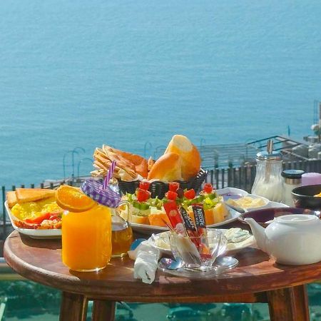 King Suites Hotel Beirut Bagian luar foto