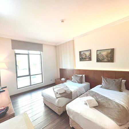 King Suites Hotel Beirut Bagian luar foto
