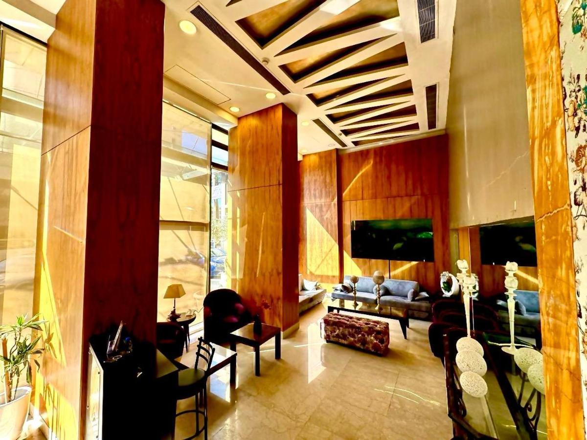 King Suites Hotel Beirut Bagian luar foto