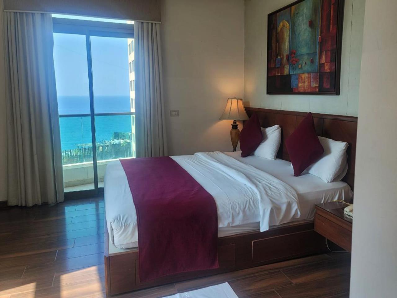 King Suites Hotel Beirut Bagian luar foto