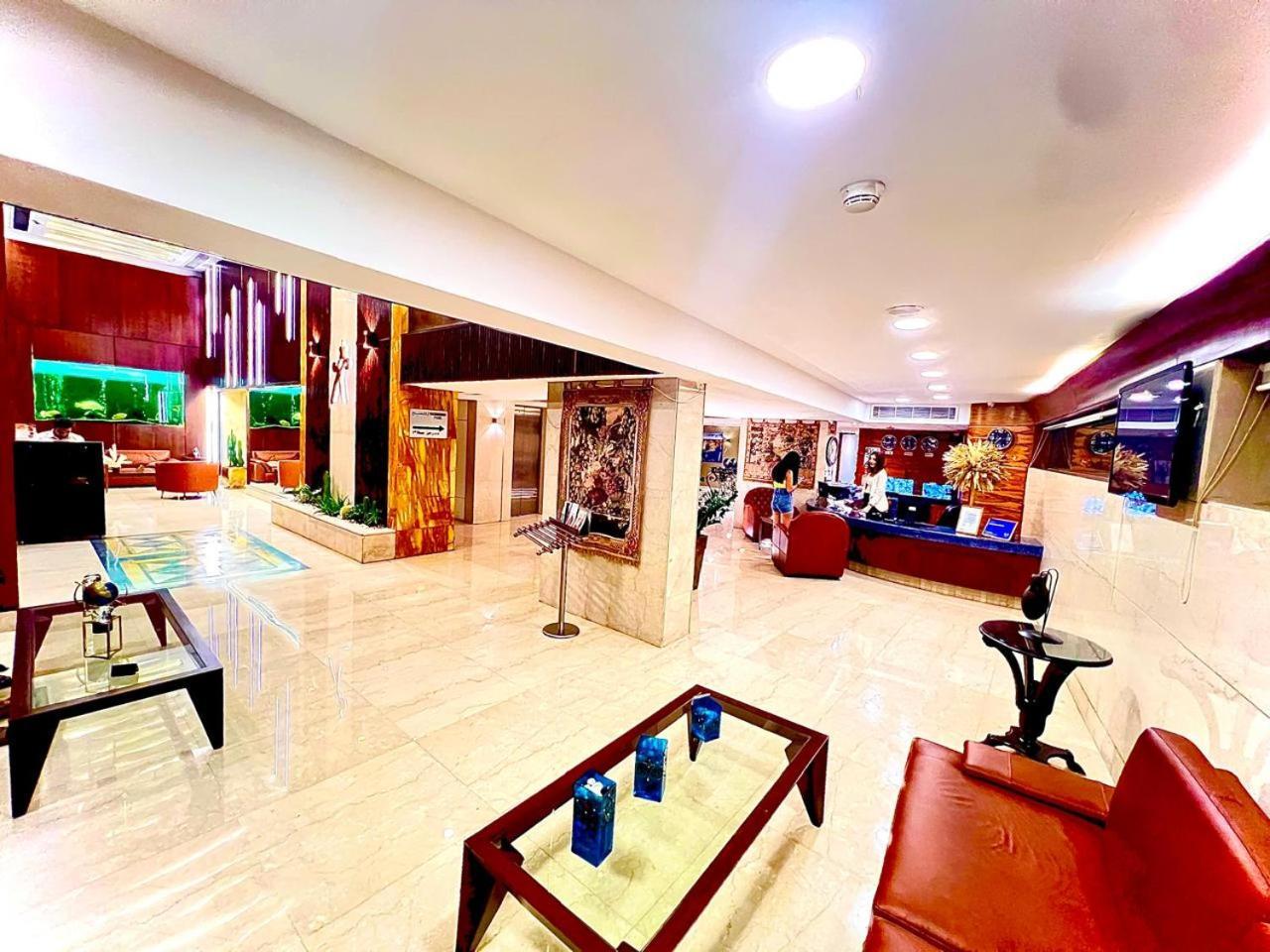 King Suites Hotel Beirut Bagian luar foto