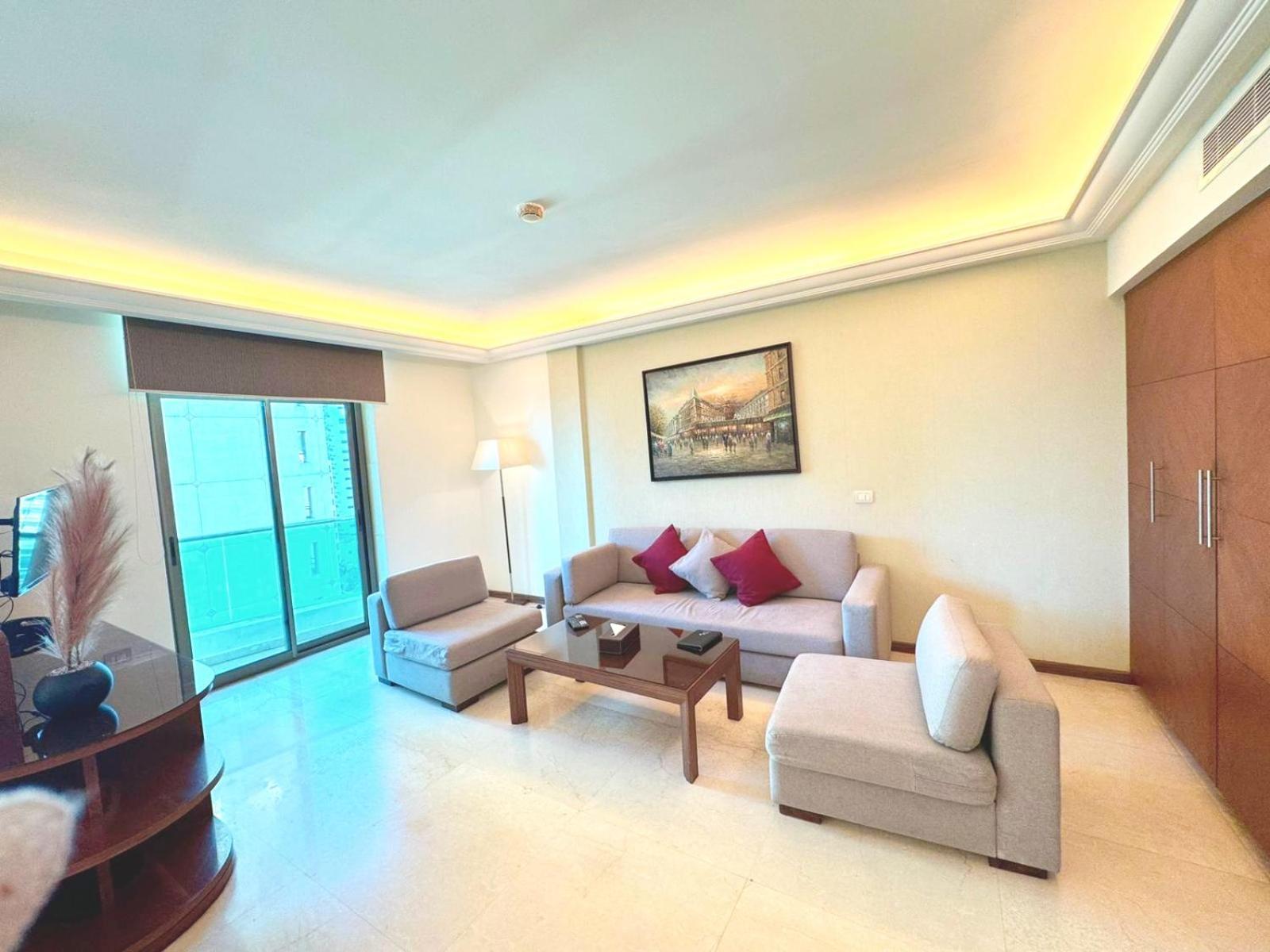 King Suites Hotel Beirut Bagian luar foto