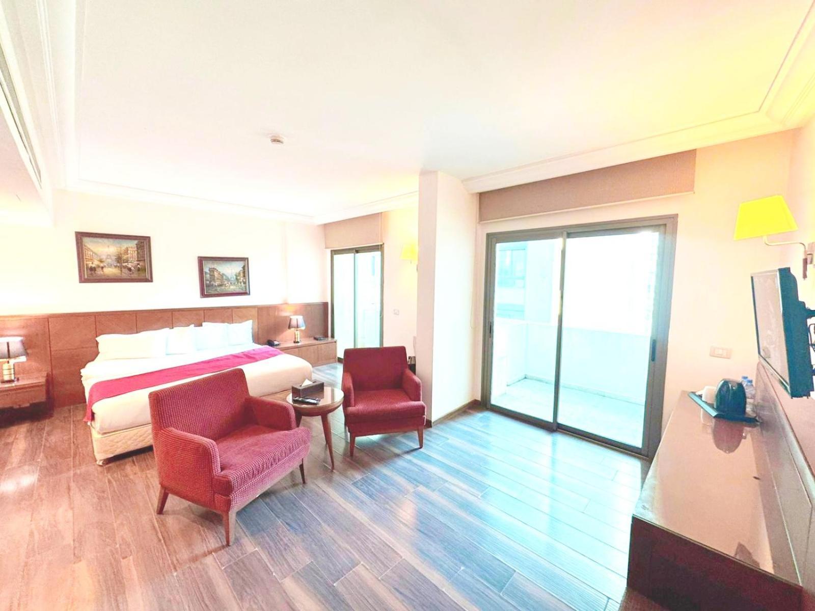 King Suites Hotel Beirut Bagian luar foto