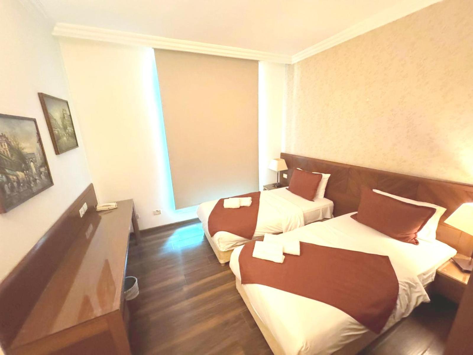 King Suites Hotel Beirut Bagian luar foto